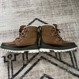 SOREL TIVOLI SNOW BOOTS